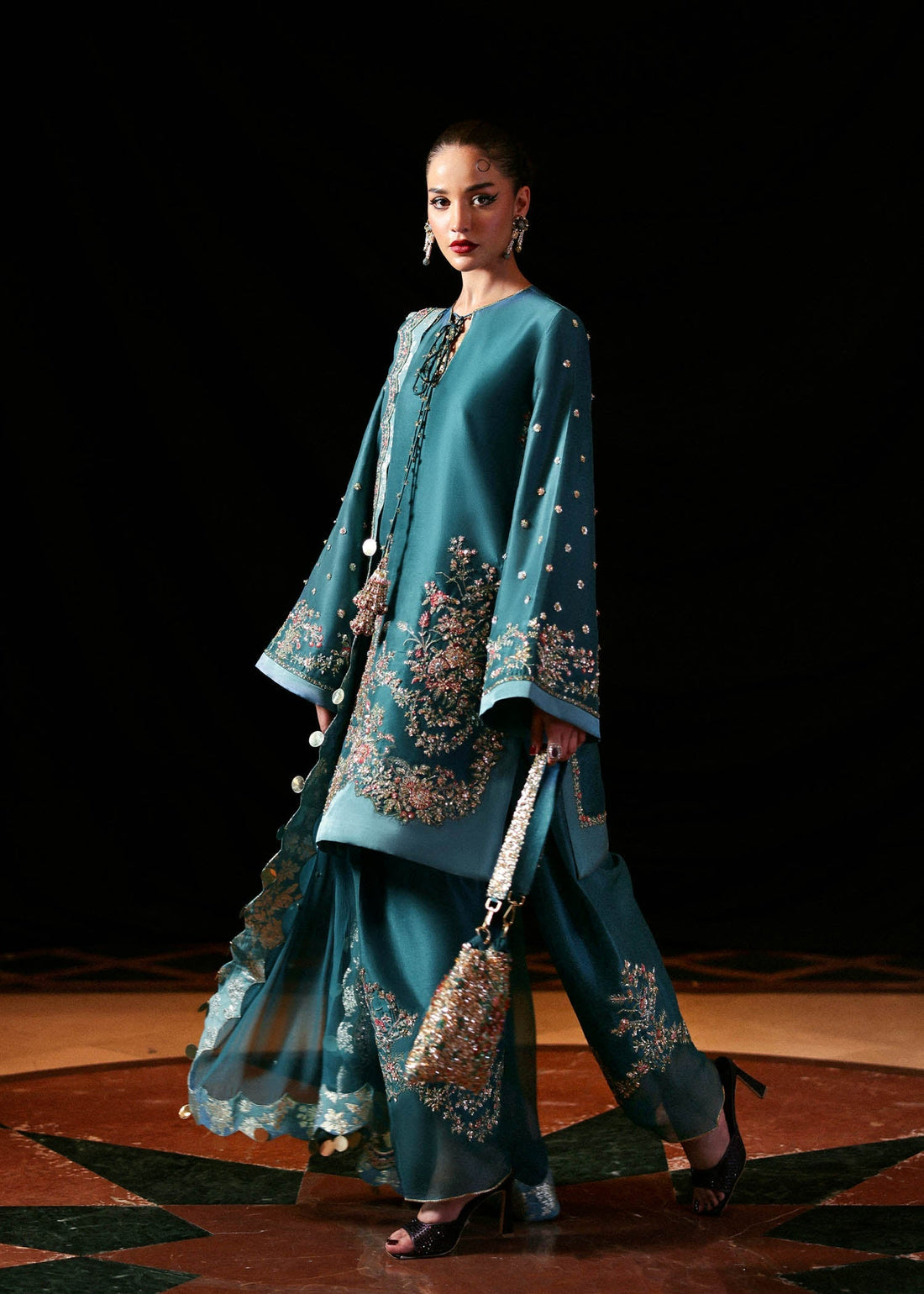 Hussain Rehar | The Scent Luxury Pret 25 | Verta by Hussain Rehar - Designer Dress  - Type : Ladies Clothes - Available at Libayah - 100% Original 