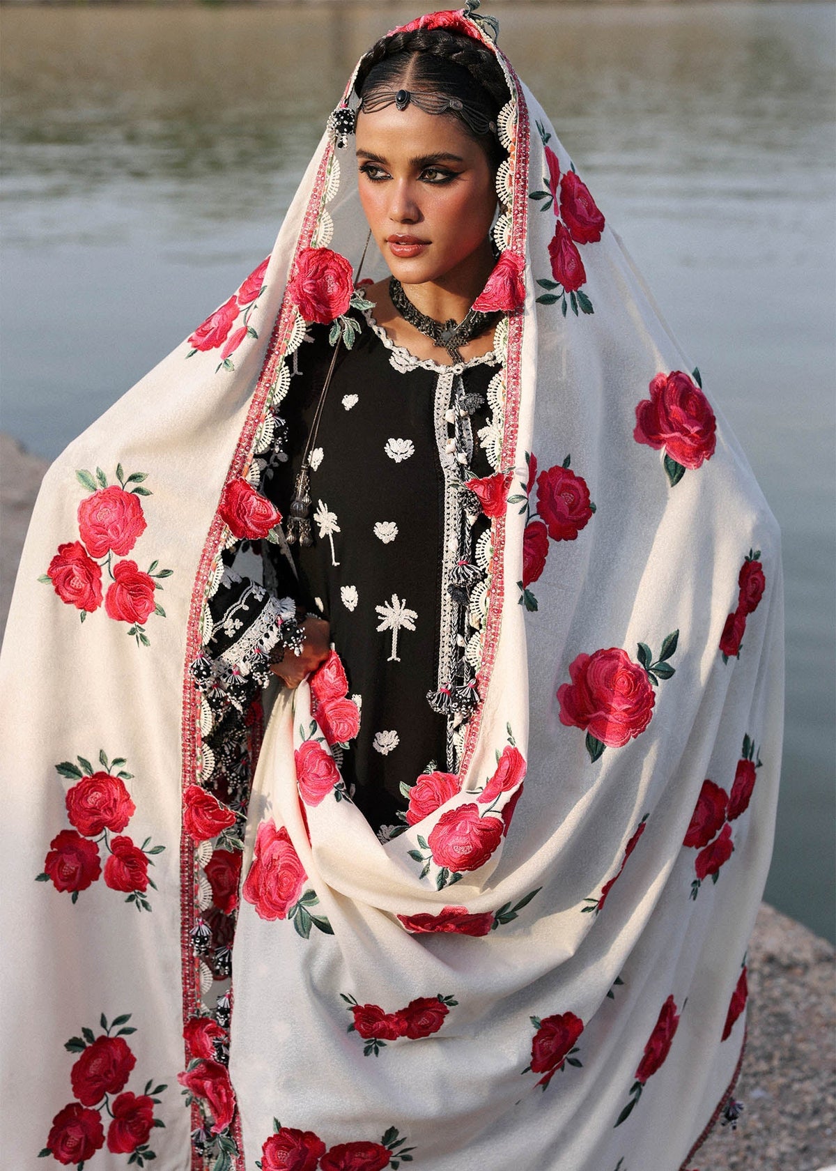 Rose – authentic Pakistani dress from the Hussain Rehar Karandi 25 collection for women in the UK.
