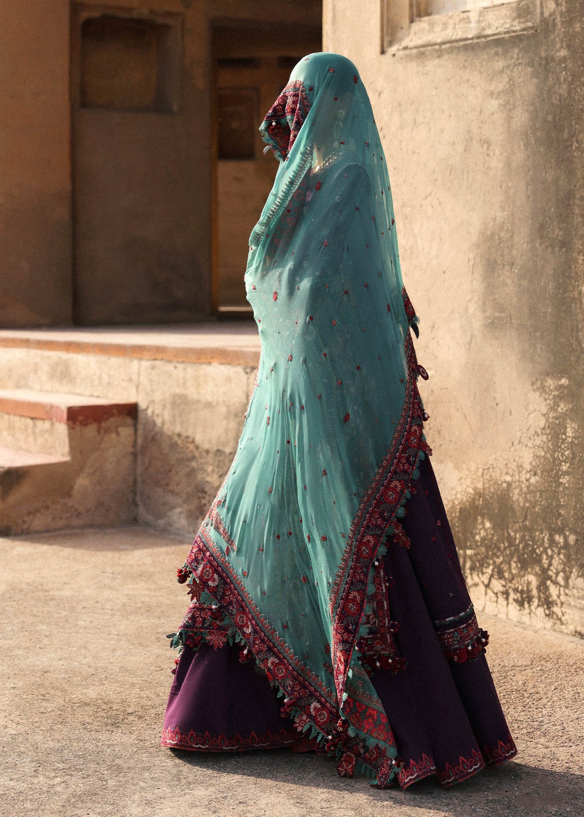 Sultana – authentic Pakistani dress from the Hussain Rehar Karandi 25 collection for women in the UK.