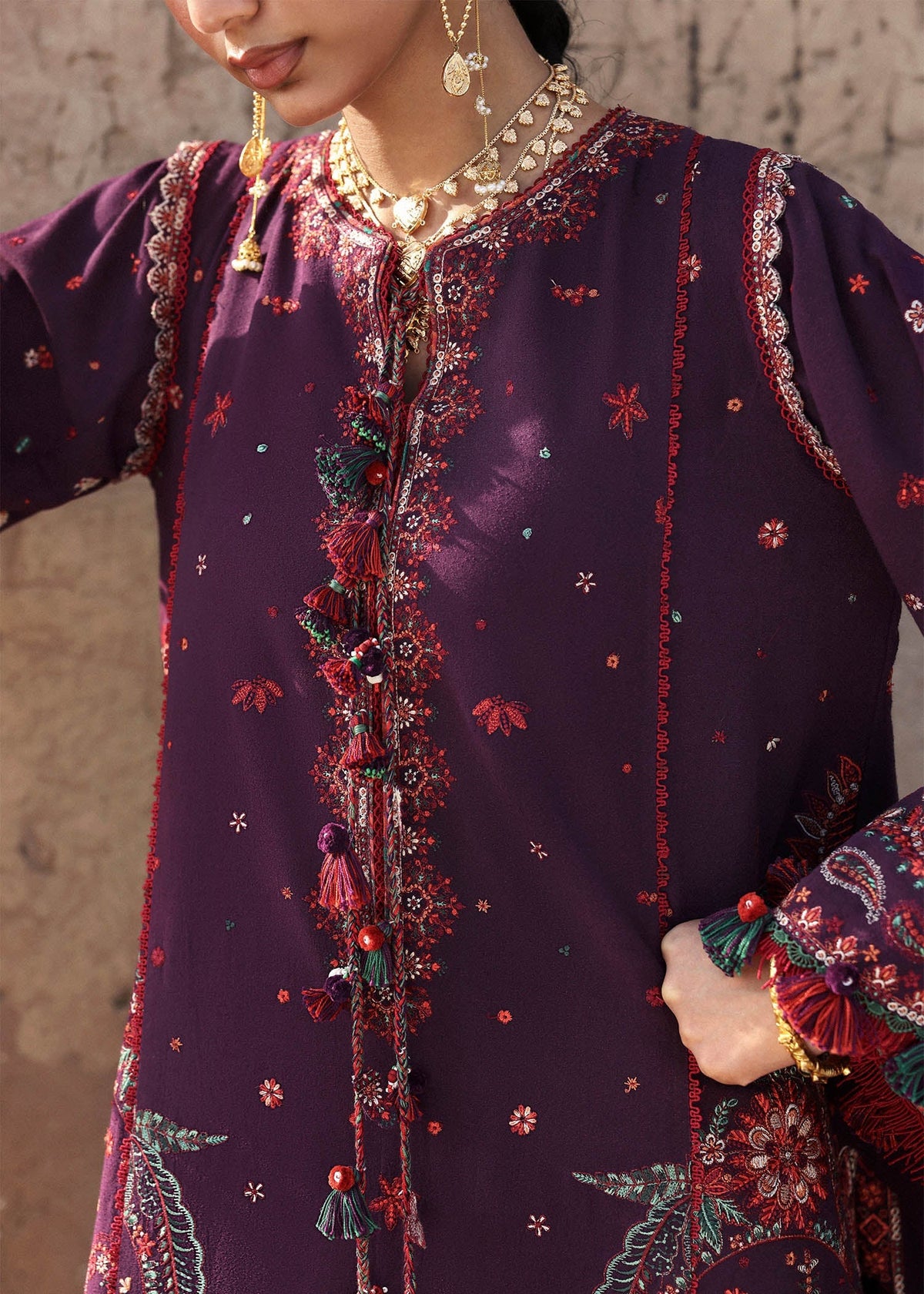 Sultana – authentic Pakistani dress from the Hussain Rehar Karandi 25 collection for women in the UK.