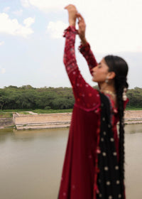 Pankhuri – authentic Pakistani dress from the Hussain Rehar Karandi 25 collection for women in the UK.