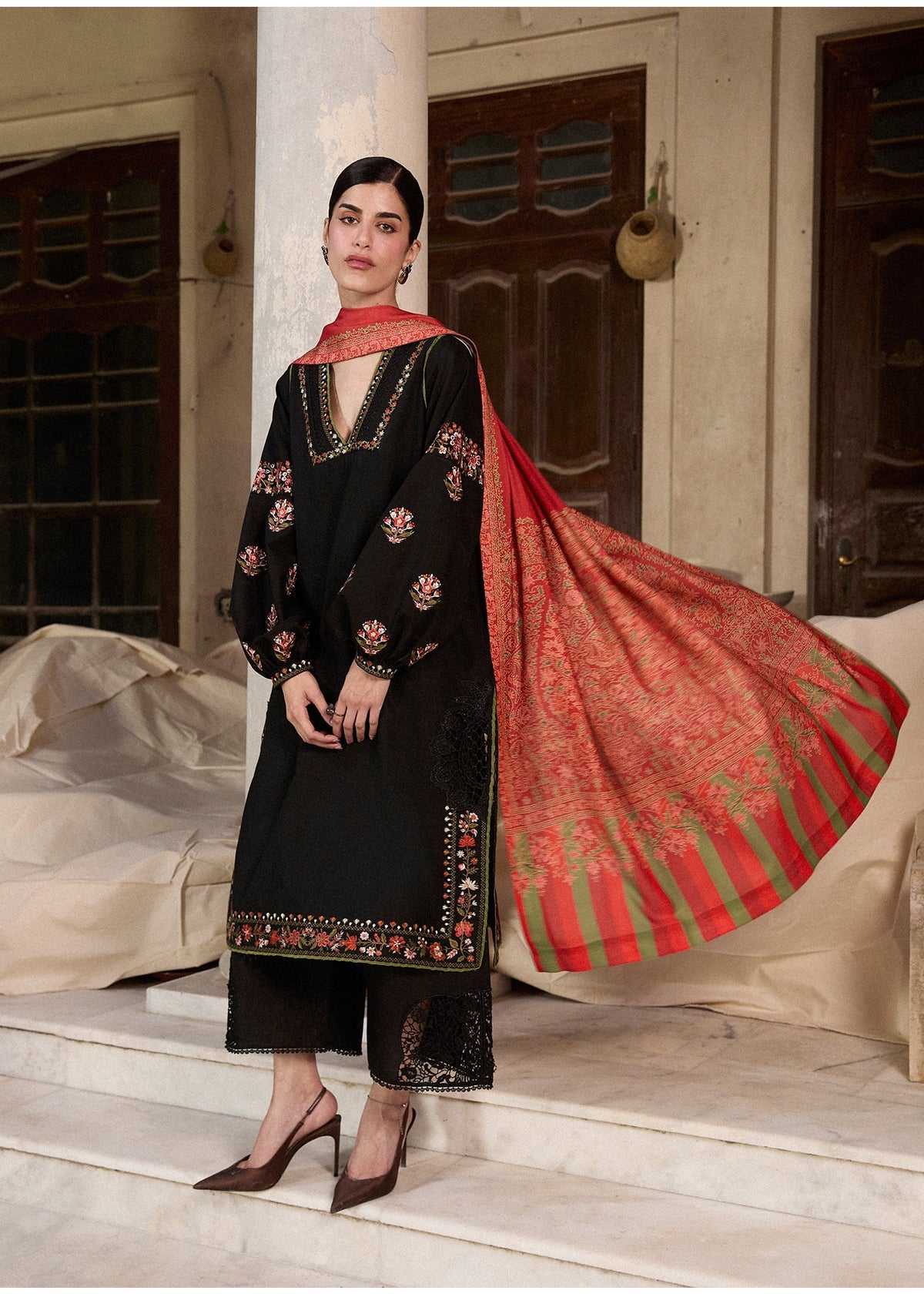 Hussain Rehar | Khaddar Pret 25 | SIYAH by Hussain Rehar - Designer Dress  - Type : Ladies Clothes - Available at Libayah - 100% Original 