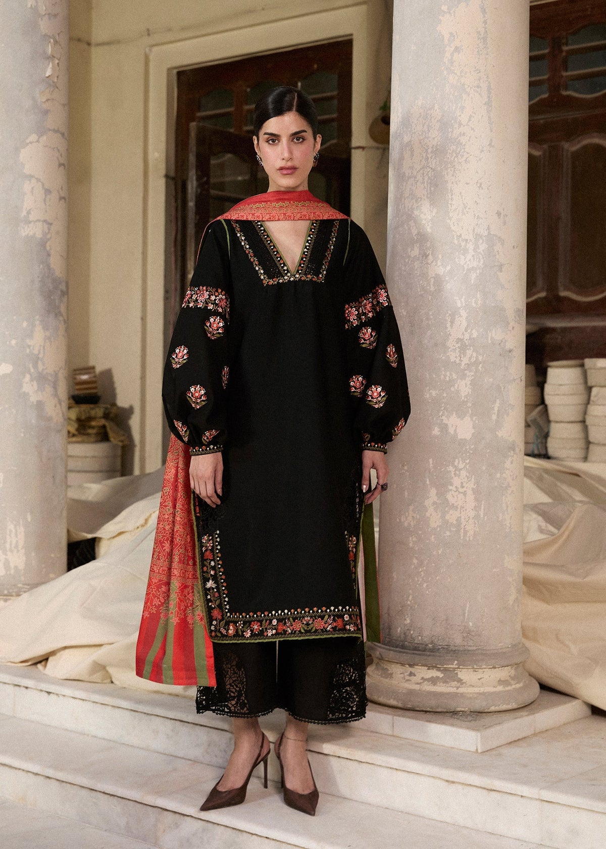 Hussain Rehar | Khaddar Pret 25 | SIYAH by Hussain Rehar - Designer Dress  - Type : Ladies Clothes - Available at Libayah - 100% Original 