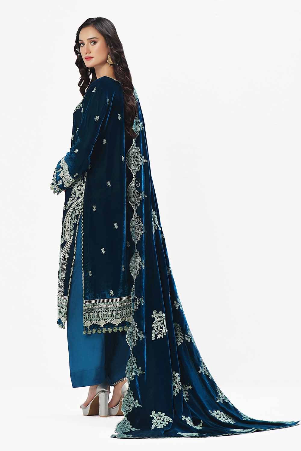Gul Ahmed | Winter Collection 24 | Velvet Dupatta WV-42004 by Gul Ahmed - Designer Dress - Type: Ladies Clothes - Available at Libayah - 100% Original