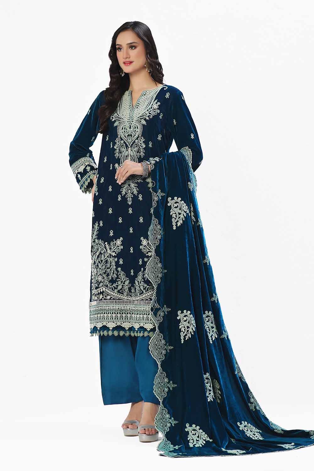 Gul Ahmed | Winter Collection 24 | Velvet Dupatta WV-42004 by Gul Ahmed - Designer Dress - Type: Ladies Clothes - Available at Libayah - 100% Original