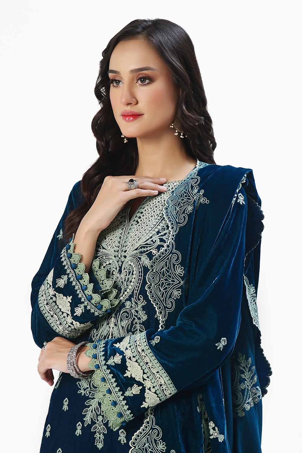 Gul Ahmed | Winter Collection 24 | Velvet Dupatta WV-42004 by Gul Ahmed - Designer Dress - Type: Ladies Clothes - Available at Libayah - 100% Original