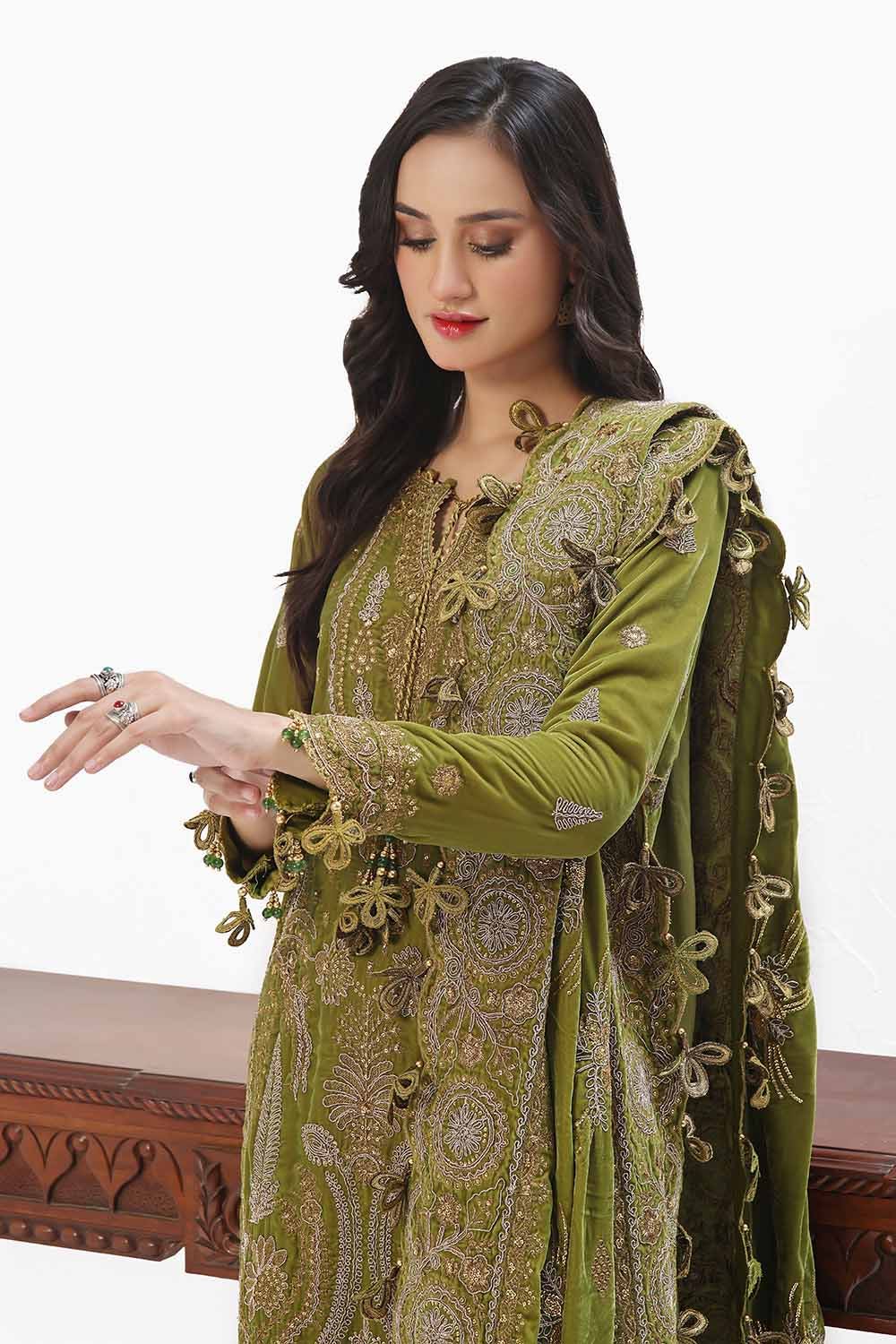 Gul Ahmed | Winter Collection 24 | Velvet Dupatta WV-42007 by Gul Ahmed - Designer Dress - Type: Ladies Clothes - Available at Libayah - 100% Original