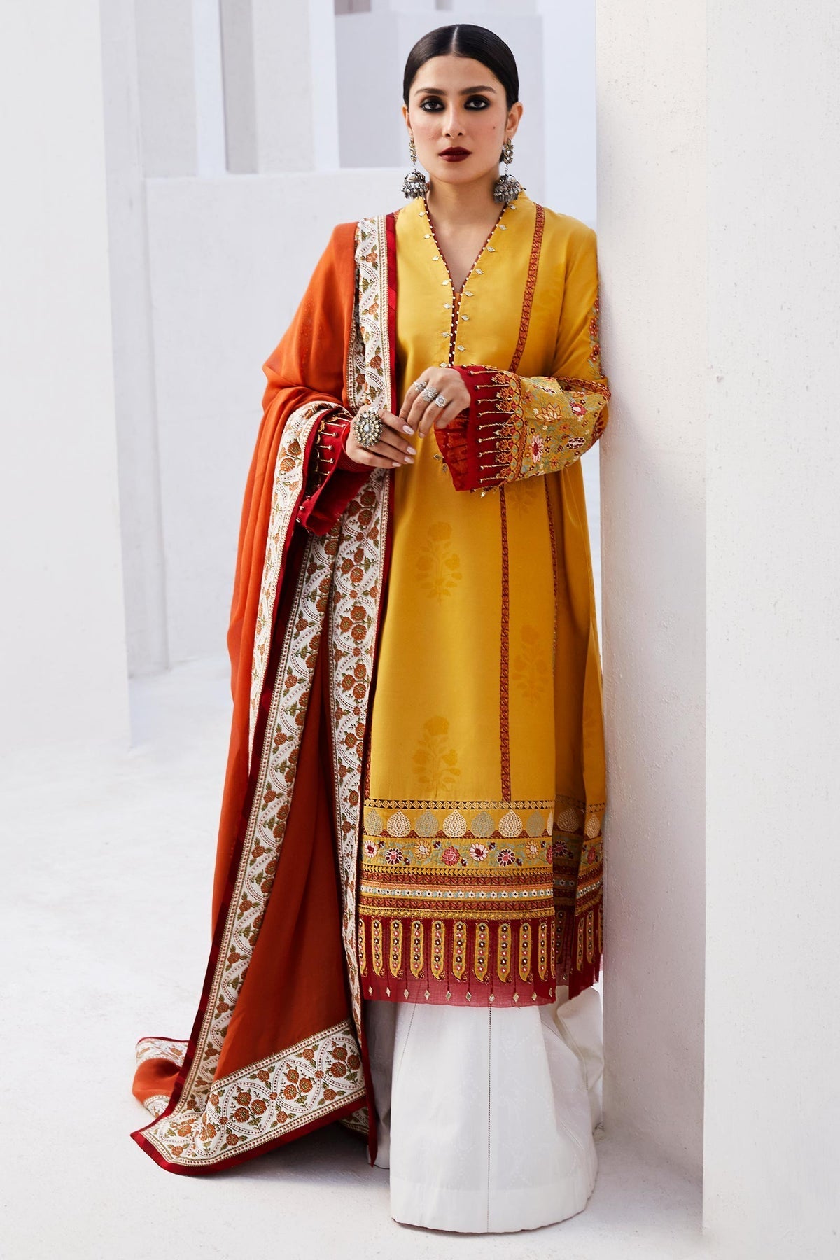 Zara Shahjahan | Luxury Lawn 24 | SANDAL-10A by Zara Shahjahan - Designer Dress - Type: Ladies Clothes - Available at Libayah - 100% Original