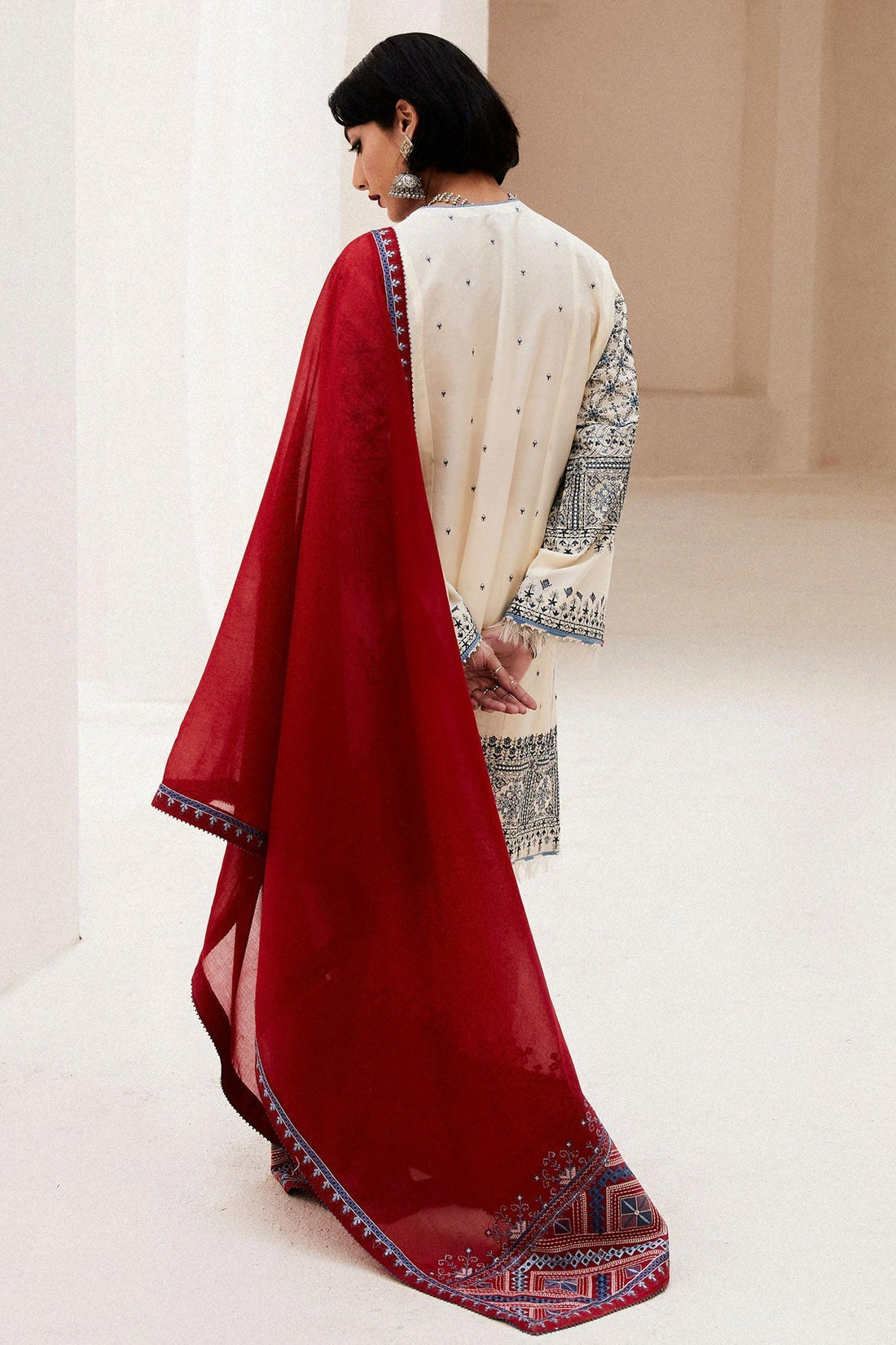 Zara Shahjahan | Luxury Lawn 24 | DIYA-2A by Zara Shahjahan - Designer Dress - Type: Ladies Clothes - Available at Libayah - 100% Original