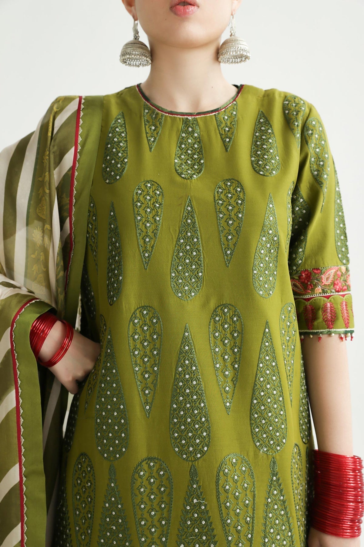 Zara Shahjahan | Luxury Lawn 24 | AAINA-8B by Zara Sahjahan - Designer Dress - Type: Ladies Clothes - Available at Libayah - 100% Original