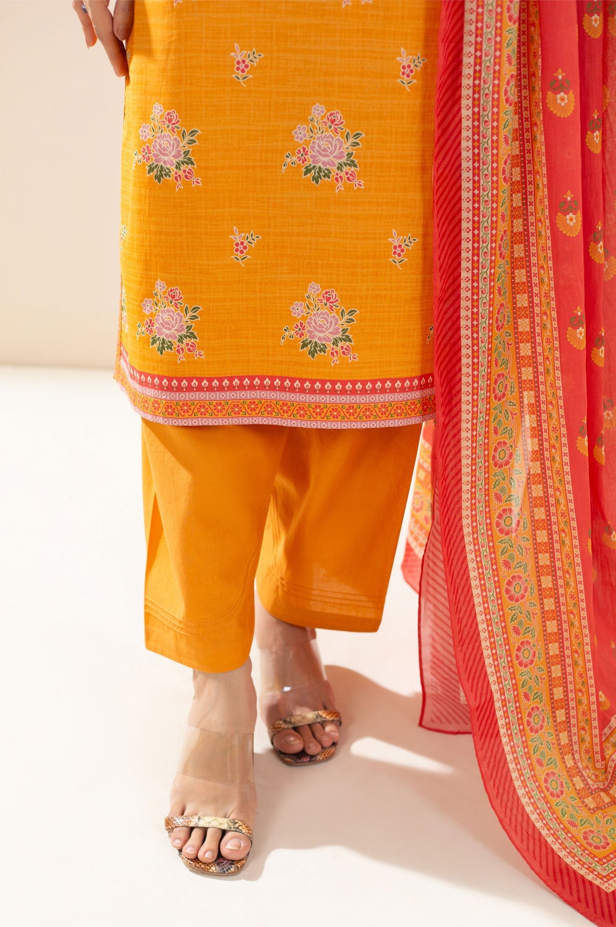 Zeen | Summer Collection 24 | 34231 by Zeen - Designer Dress - Type: Ladies Clothes - Available at Libayah - 100% Original